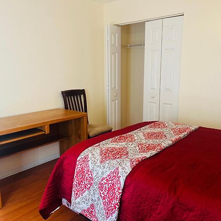Room In Citrus Park And Carollwood, Close To The Airport & Downtown تامبا المظهر الخارجي الصورة