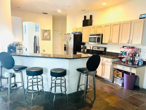 Room In Citrus Park And Carollwood, Close To The Airport & Downtown تامبا المظهر الخارجي الصورة